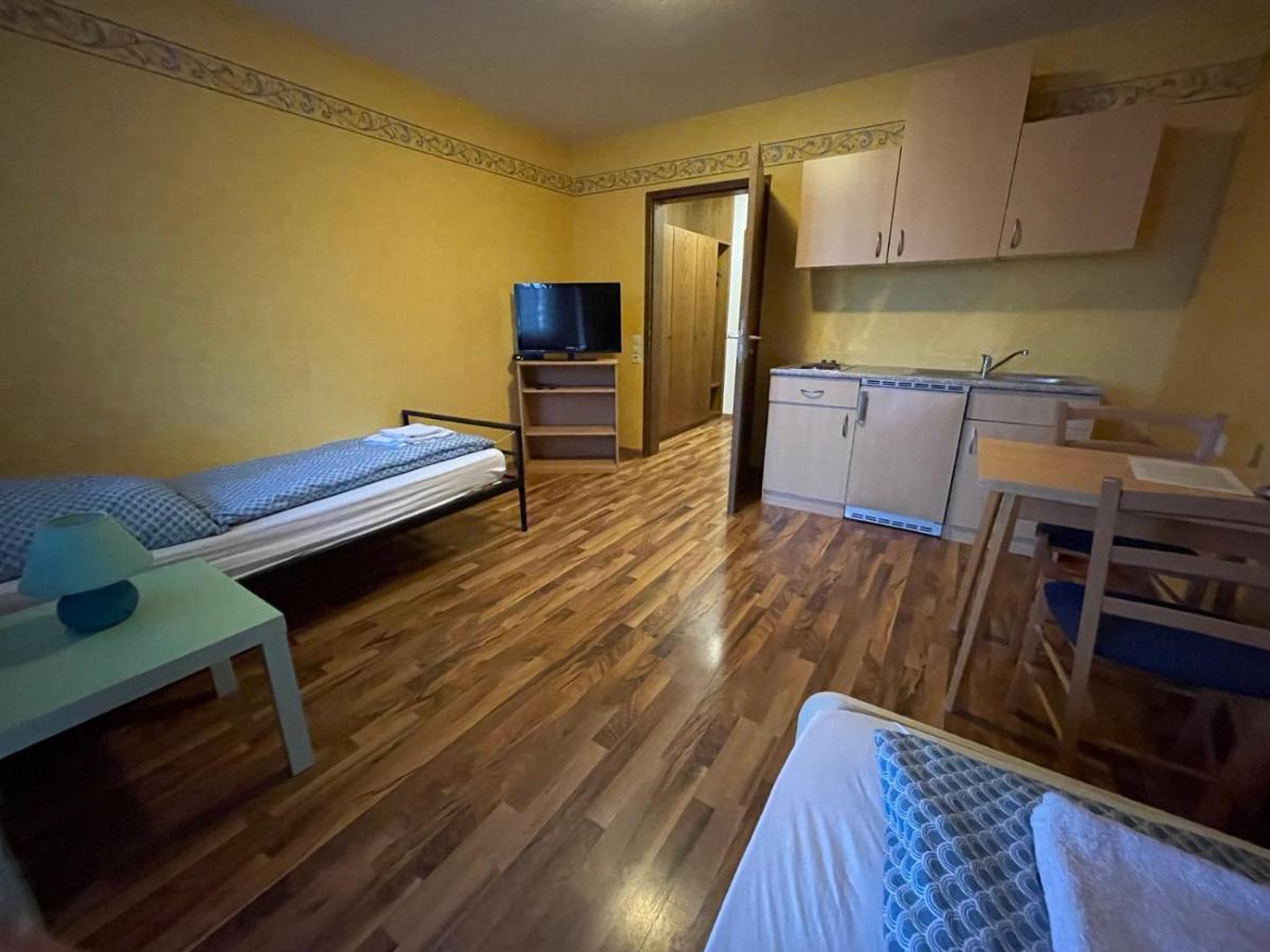 Beny Hotel Restaurant Hertingen Екстер'єр фото