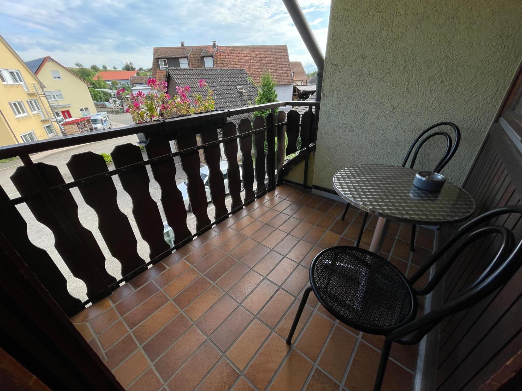 Beny Hotel Restaurant Hertingen Екстер'єр фото